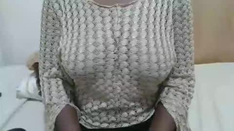 fruity28 online show from November 25, 7:45 pm