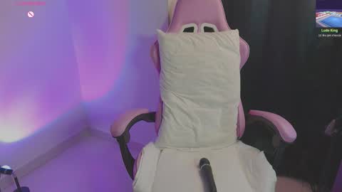 Noface -IDEPENDENT MODEL- online show from February 20, 12:40 pm