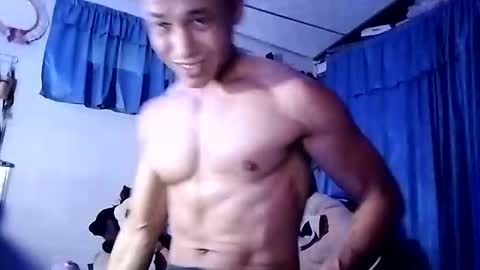 boy online show from November 24, 11:09 am