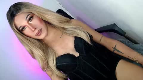 sweetyJENNY online show from May 4, 12:55 pm