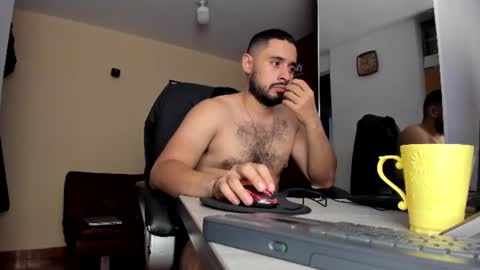 SERGIO THE SEX LAWYER online show from August 4, 3:35 am