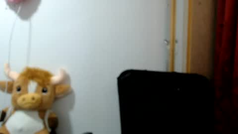 Mia and Gary  online show from July 25, 3:15 am