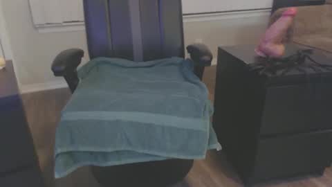 fuckinluisandtit online show from March 8, 8:29 am