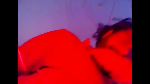 Snapshot of fucmebudoo chatting on October 14, 2:47 am Warwick online show from October 14, 2:47 am