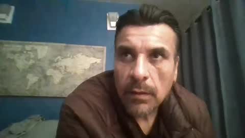 fuego1ento22 online show from December 7, 3:09 am