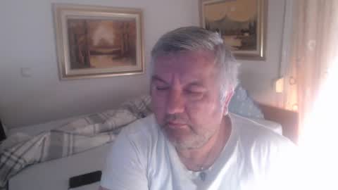 fukingcrazy online show from May 10, 3:40 pm