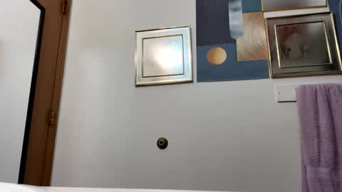 Linnys Palace online show from November 20, 5:32 pm