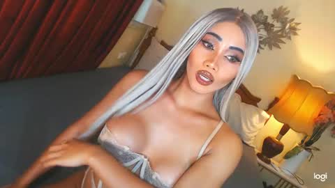 Maddonna online show from April 28, 7:56 am
