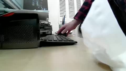 Funtimes3957 online show from April 3, 4:58 pm