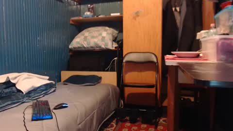 Snapshot of furosz chatting on January 13, 10:25 am furosz online show from January 13, 10:25 am