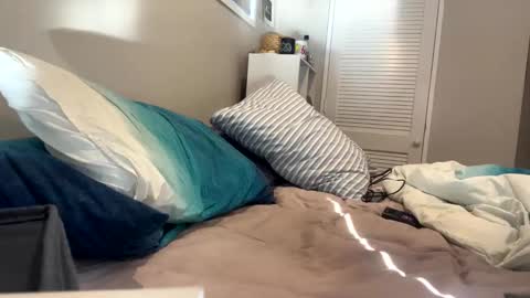 fuzzie_07 online show from February 3, 7:10 pm