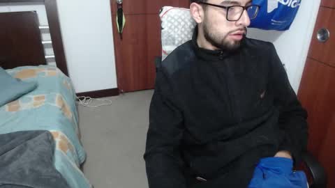 andrew online show from October 24, 12:44 am