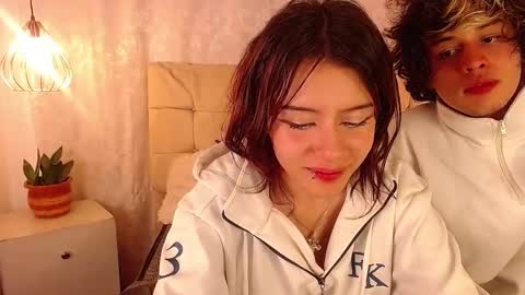 Snapshot of fyreandfox_ chatting on March 11, 8:31 pm FIRE AND FOX online show from March 11, 8:31 pm