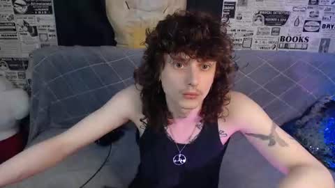 Ian online show from July 10, 8:24 pm