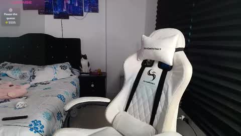 gabbie_kook online show from April 30, 12:59 am