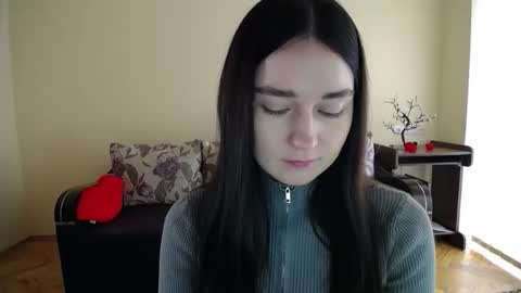 Jaklin online show from November 3, 9:54 am