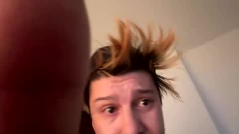 yeeah online show from December 16, 6:32 am