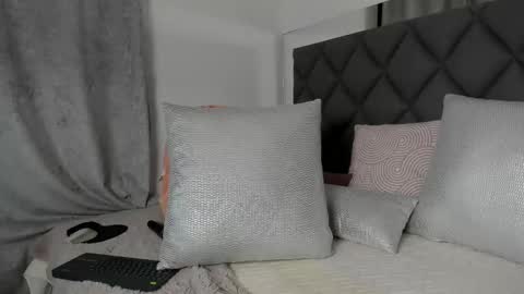   Instagram soygabi g   online show from March 6, 7:58 am