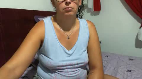 gaby  layla online show from April 25, 7:33 pm