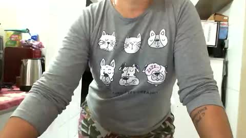 gaby  layla online show from June 8, 12:49 am