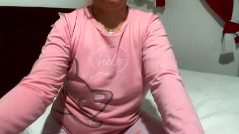 gaby  layla online show from July 10, 9:08 pm