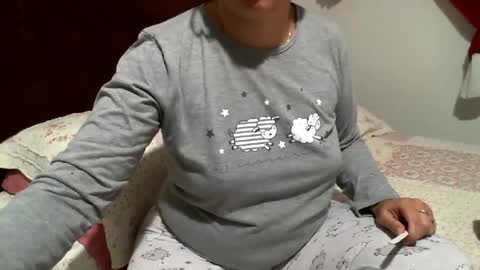 gaby  layla online show from July 27, 10:40 pm