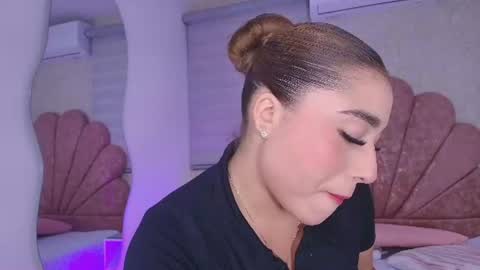 gabriela online show from July 14, 7:19 pm