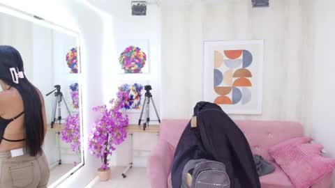 Gabby  online show from June 29, 12:38 pm