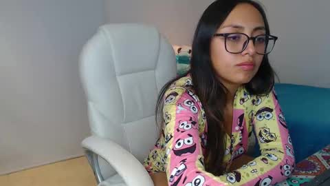 Snapshot of gabriela_morales01 chatting on February 11, 4:11 am .  online show from February 11, 4:11 am