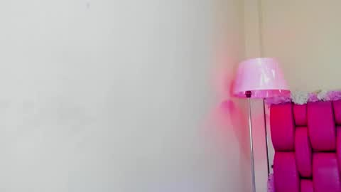 Gaby Im on vacation see you on November 25 online show from February 1, 6:08 pm