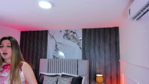 Gabriela Kassi online show from June 13, 11:20 am