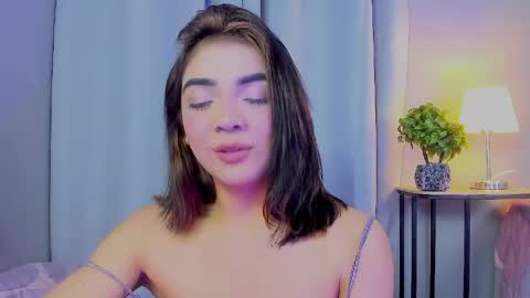 Gabriela Evans MS online show from April 24, 4:14 am