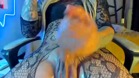 gabrielarose1 online show from June 19, 8:59 pm