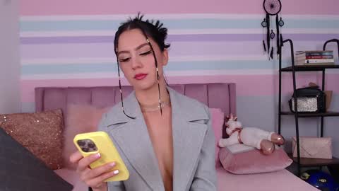 Snapshot of gabriella_bg chatting on January 28, 11:06 am Gaby online show from January 28, 11:06 am