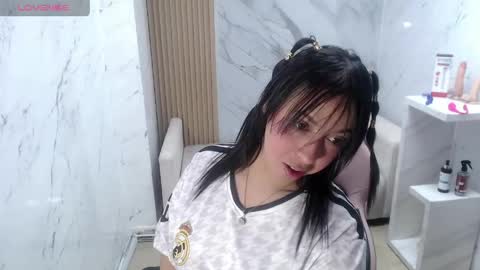 Gabriella online show from May 14, 1:42 pm