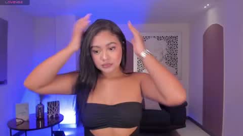 Gabriella Lee online show from July 2, 11:26 am