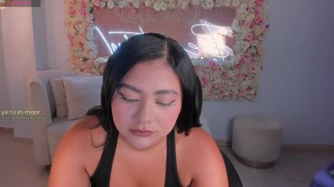 Gabriella Lee online show from May 1, 4:06 am