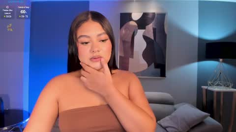 Gabriella Lee online show from July 30, 11:22 am