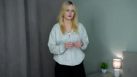 Casey online show from December 15, 7:04 am