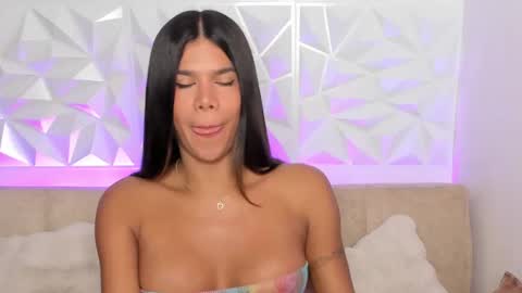 Gabriela  online show from March 18, 1:11 am