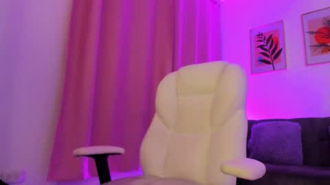 gaby online show from February 23, 1:02 pm