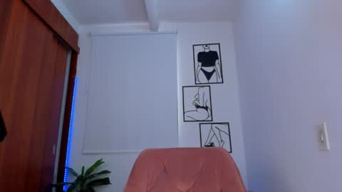    online show from May 13, 9:46 pm