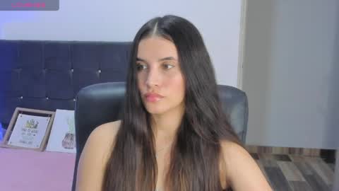 Gabriela online show from May 6, 11:00 pm