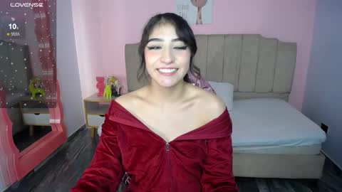 Snapshot of gaby_s1 chatting on February 4, 7:29 am Gaby  online show from February 4, 7:29 am