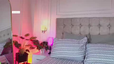 GabyEvans online show from April 29, 12:32 pm