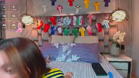 GabyEvans online show from June 23, 12:33 pm