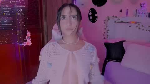 gabyye capprins online show from September 26, 12:40 am