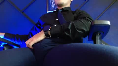 Gael Williams online show from February 18, 9:42 pm