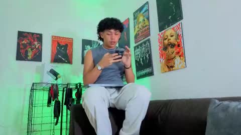 Gael Conner online show from September 18, 2:37 am