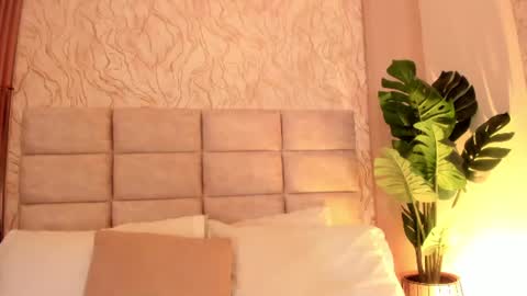gaia_stonne online show from June 27, 12:22 pm